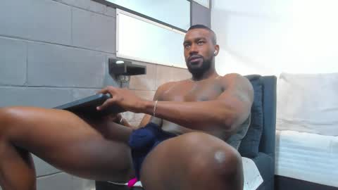 Snapshot of tafari_1 chatting on September 12, 6:48 am Tafari Zulu online show from September 12, 6:48 am