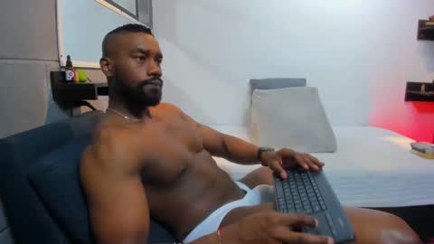 Snapshot of tafari_1 chatting on January 27, 11:22 pm Tafari Zulu online show from January 27, 11:22 pm