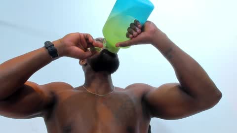 Snapshot of tafari_1 chatting on January 19, 6:53 am Tafari Zulu online show from January 19, 6:53 am