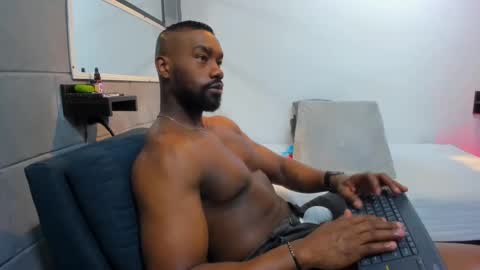 Snapshot of tafari_1 chatting on January 12, 1:16 pm Tafari Zulu online show from January 12, 1:16 pm