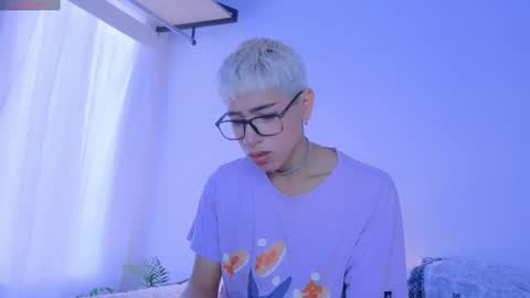 Snapshot of taichi_bluy chatting on September 18, 8:24 pm taichi online show from September 18, 8:24 pm