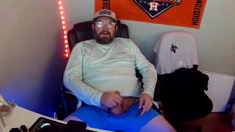 Snapshot of taintnuzzler_13 chatting on January 10, 7:04 am TaintNuzzler online show from January 10, 7:04 am