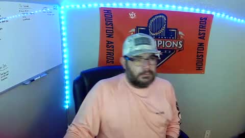 Snapshot of taintnuzzler_13 chatting on January 14, 7:11 pm TaintNuzzler online show from January 14, 7:11 pm