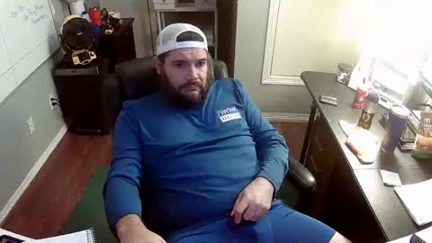 TaintNuzzler online show from October 30, 3:01 pm