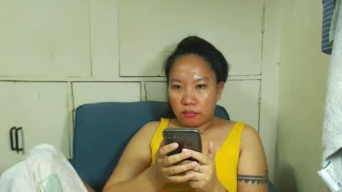 Snapshot of takemetoheavenbaby chatting on February 20, 6:46 pm anne online show from February 20, 6:46 pm