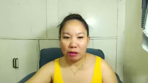 Snapshot of takemetoheavenbaby chatting on February 23, 1:32 pm anne online show from February 23, 1:32 pm