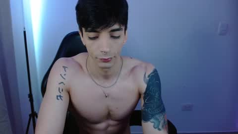 takeru___ online show from February 22, 4:20 pm