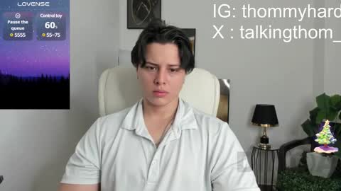 Snapshot of talkingthom chatting on December 15, 2:37 pm thomas online show from December 15, 2:37 pm