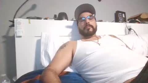 talllatino310 online show from December 21, 11:44 pm