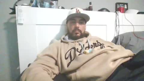 Snapshot of talllatino310 chatting on December 14, 9:56 pm talllatino310 online show from December 14, 9:56 pm