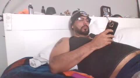 talllatino310 online show from November 25, 9:02 pm