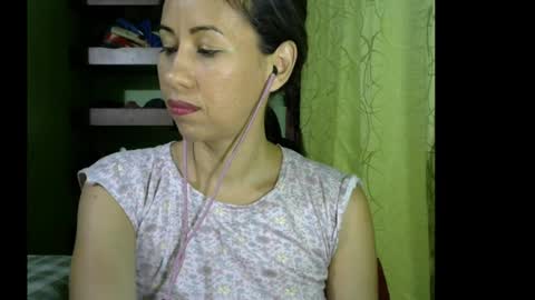 Snapshot of tallulah_riley chatting on January 31, 1:01 am Tallulah Riley online show from January 31, 1:01 am
