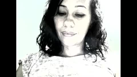 Snapshot of tallulah_riley chatting on February 18, 1:32 am Tallulah Riley online show from February 18, 1:32 am
