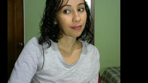 Snapshot of tallulah_riley chatting on January 18, 12:57 am Tallulah Riley online show from January 18, 12:57 am