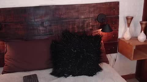 Snapshot of tamara_sanz1 chatting on March 10, 10:34 pm online show from March 10, 10:34 pm