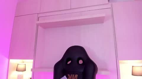 Tami online show from September 23, 7:53 pm