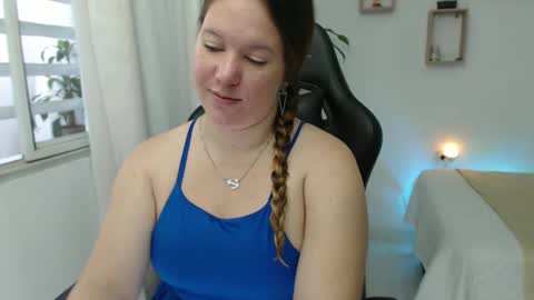 Snapshot of tamy_shine87 chatting on December 17, 6:31 pm Im Samy online show from December 17, 6:31 pm