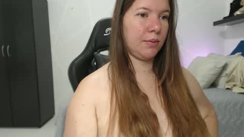 Snapshot of tamy_shine87 chatting on October 13, 2:41 pm Im Samy online show from October 13, 2:41 pm