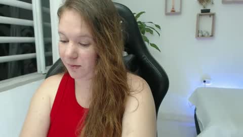 Snapshot of tamy_shine87 chatting on December 29, 3:00 am Im Samy online show from December 29, 3:00 am
