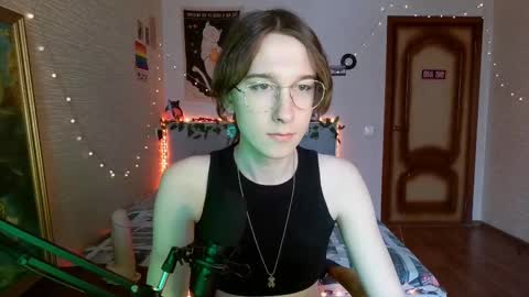 Snapshot of tangerine4dreams chatting on February 23, 10:28 am Milena Kuprianova online show from February 23, 10:28 am