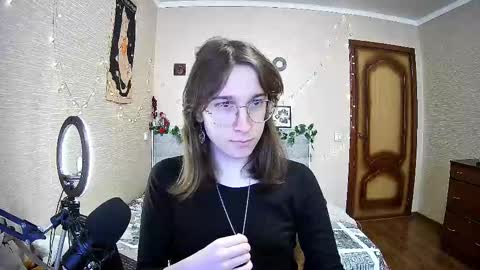 Snapshot of tangerine4dreams chatting on February 11, 10:14 am Milena Kuprianova online show from February 11, 10:14 am