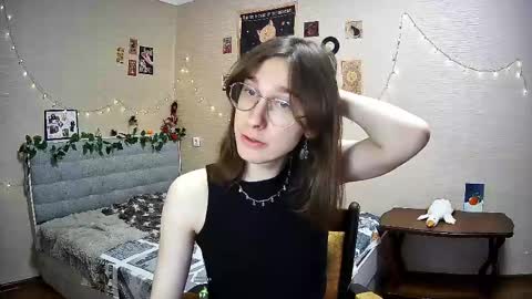 Snapshot of tangerine4dreams chatting on February 9, 12:19 pm Milena Kuprianova online show from February 9, 12:19 pm