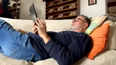 Dominique online show from February 8, 2:05 pm