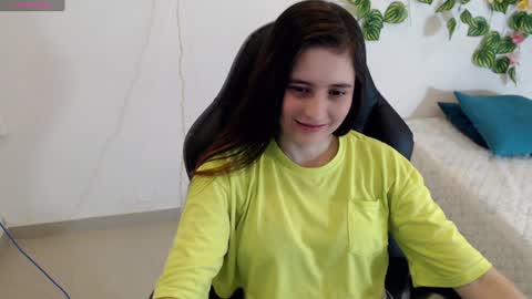 Tania  online show from February 7, 5:51 pm