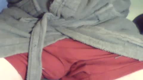 Snapshot of tap_b chatting on December 28, 8:15 pm Patrick online show from December 28, 8:15 pm