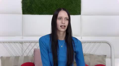 taraharriss online show from September 19, 8:18 am