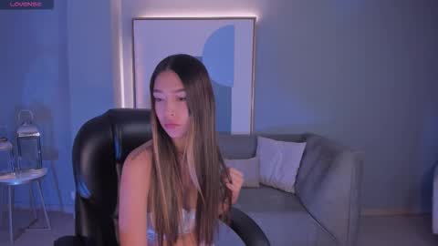 Tara Lawrence online show from November 27, 5:59 am