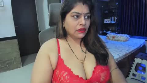 Snapshot of tarivishu23 chatting on February 28, 1:03 pm tarivishu23 online show from February 28, 1:03 pm