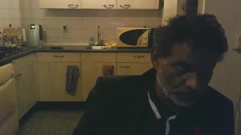 Genaro Thode online show from October 8, 3:13 am