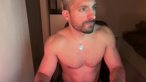 tarquit8 online show from September 29, 9:25 pm