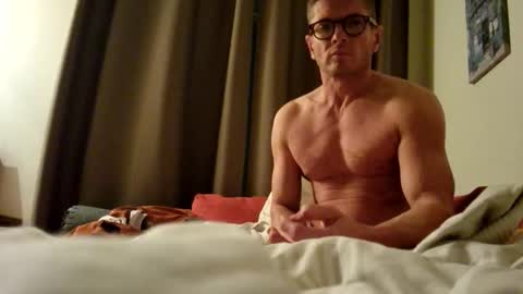 tartankingofscots online show from November 9, 11:51 pm