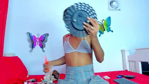 Snapshot of tasty_alan_ chatting on February 7, 9:37 pm tasty_alan_ online show from February 7, 9:37 pm