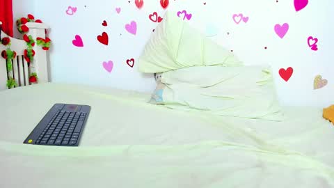 Snapshot of tasty_alan_ chatting on February 24, 2:08 am tasty_alan_ online show from February 24, 2:08 am
