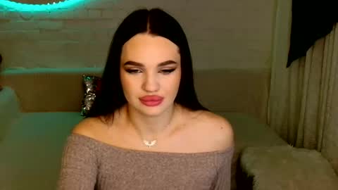 tasty_babyy online show from January 19, 4:25 pm