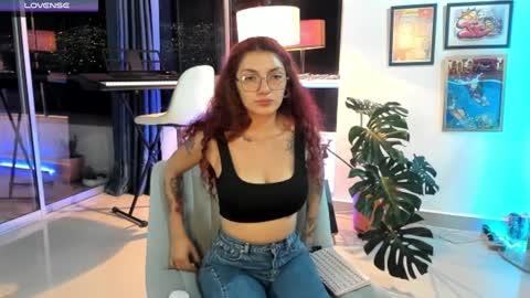 Snapshot of tastymeli8 chatting on December 9, 5:51 am Meli online show from December 9, 5:51 am