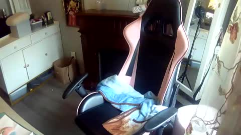 carla online show from March 1, 9:08 pm