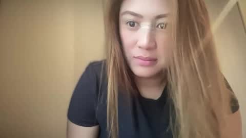 Mae online show from November 8, 10:29 am