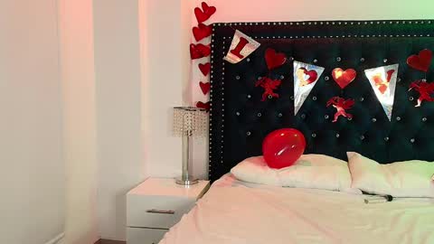 tata_and_michi online show from February 15, 3:31 am