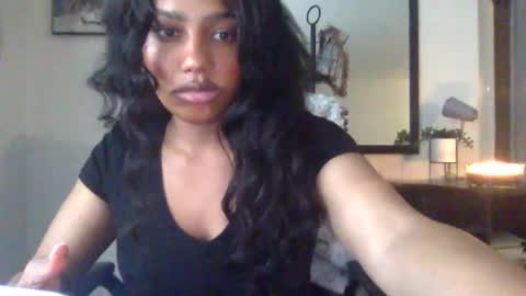 Tatianna Marie online show from December 19, 5:18 pm
