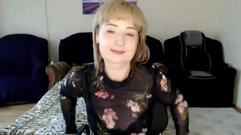 Snapshot of tattease chatting on September 19, 1:26 pm Tattease online show from September 19, 1:26 pm
