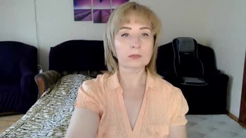 Snapshot of tattease chatting on September 17, 11:57 am Tattease online show from September 17, 11:57 am