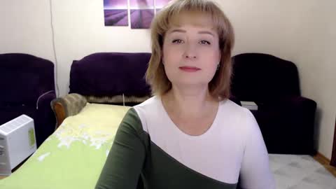 Snapshot of tattease chatting on December 22, 4:17 pm Tattease online show from December 22, 4:17 pm