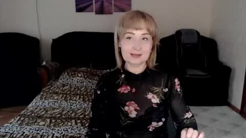 Snapshot of tattease chatting on September 18, 1:15 pm Tattease online show from September 18, 1:15 pm
