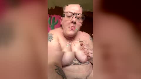 tattedmomma23 online show from April 2, 3:30 pm