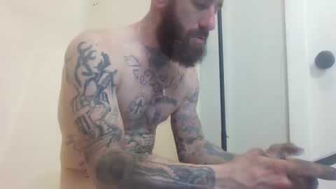 Snapshot of tattoo3333 chatting on March 3, 11:35 pm tattoo3333 online show from March 3, 11:35 pm