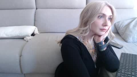 tattoobbgirl online show from September 23, 12:21 pm